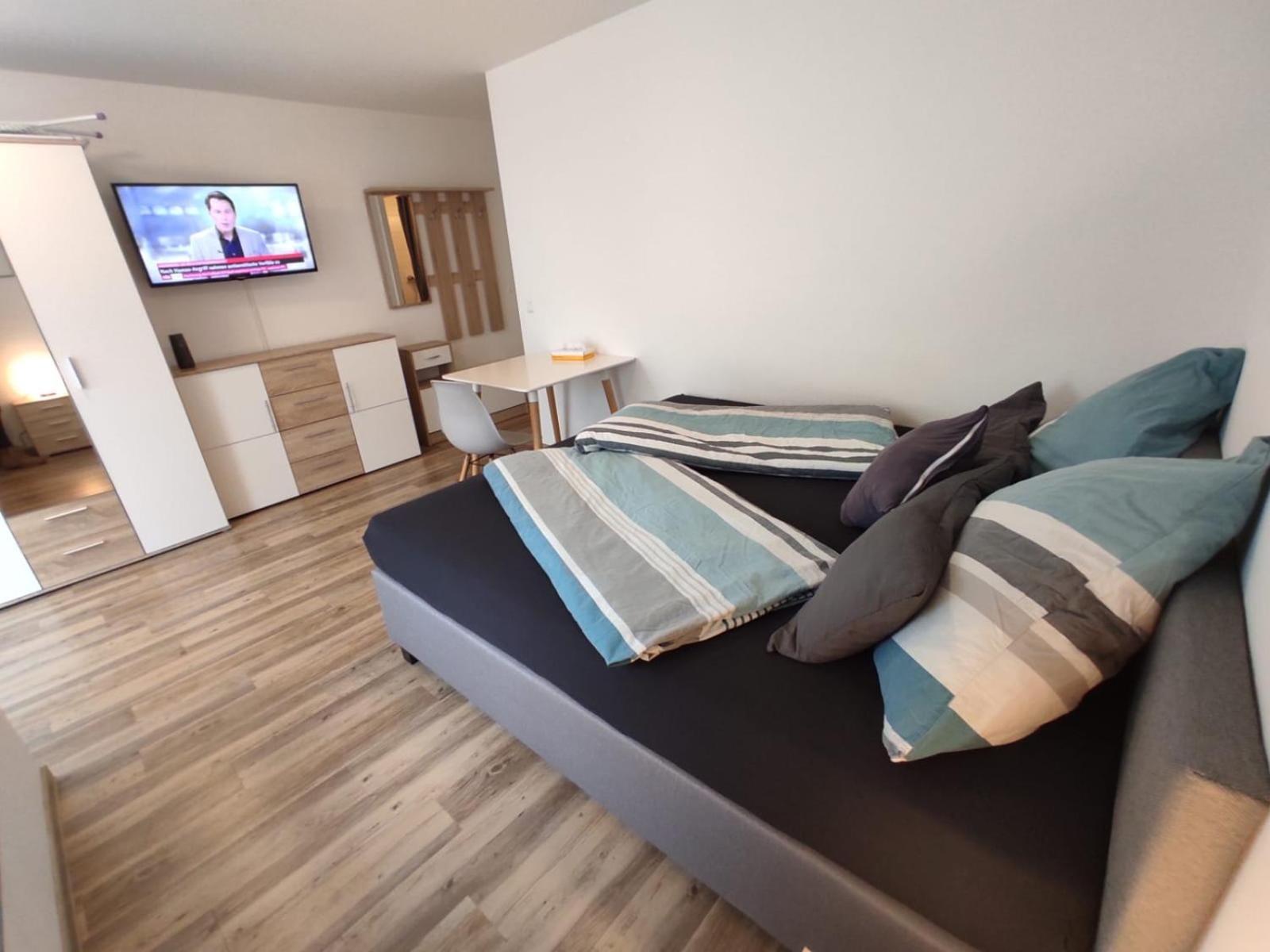 Business Apartments Χαϊλμπρόν Εξωτερικό φωτογραφία